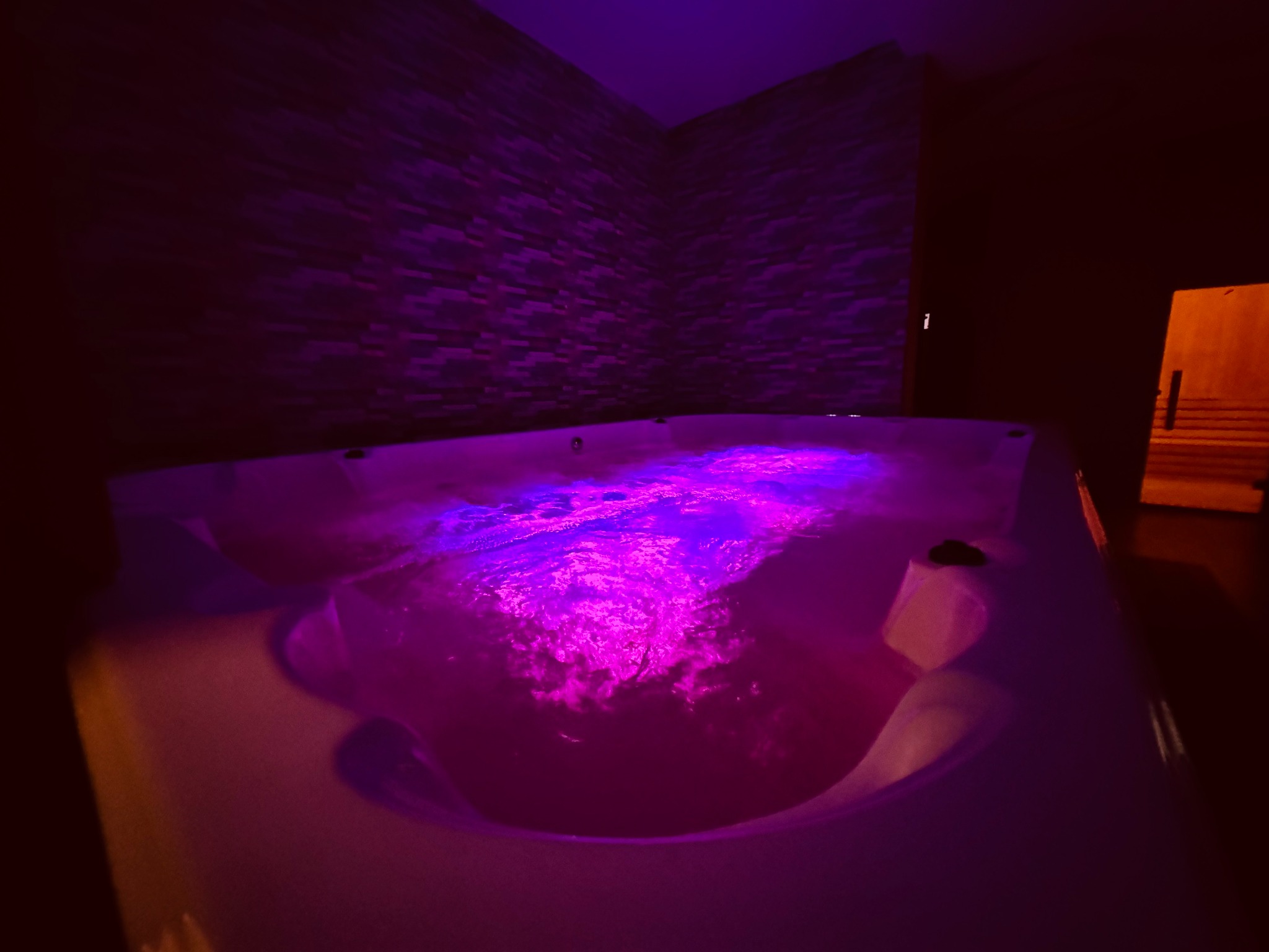 Emerald Spa at Glory Regency Hotel